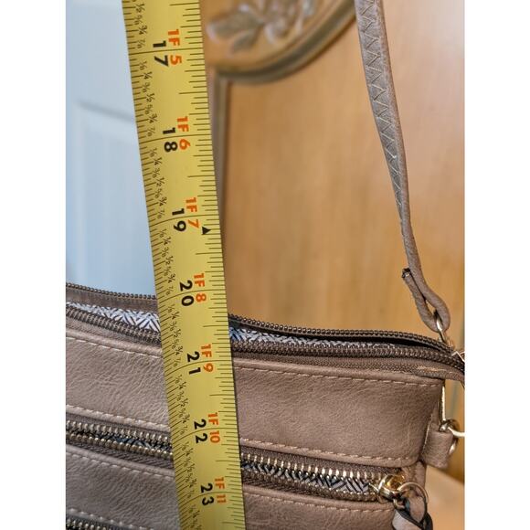 Beige Cross Body Faux Leather Compartment Purse - Picture 11 of 16